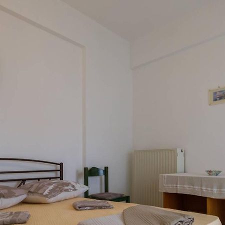 Ρήγας: Όμορφα Στο Μεσολόγγι, Διαμέρισμα Β2 Luaran gambar